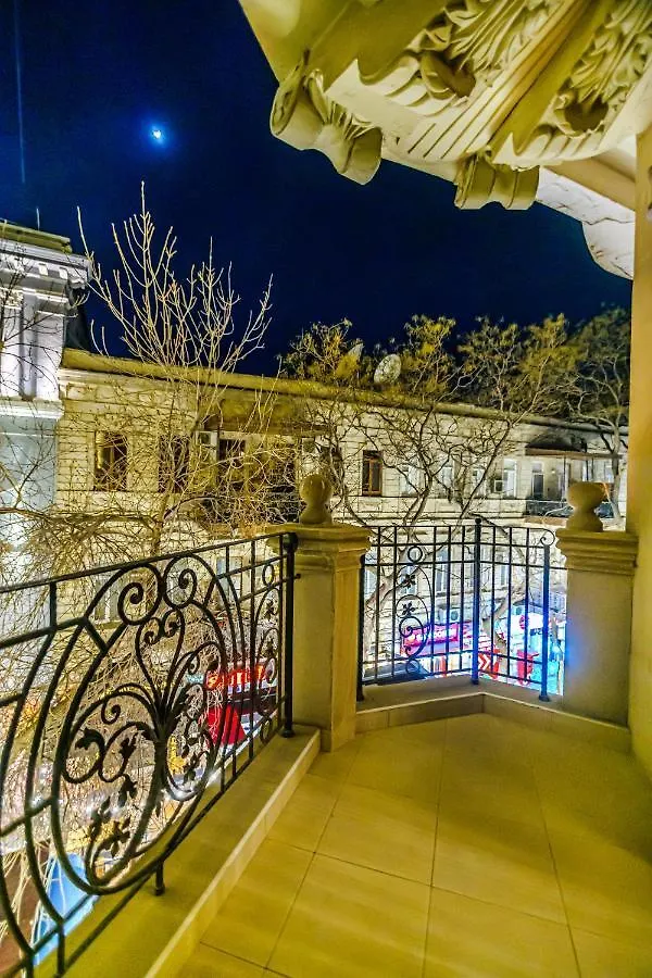 Apartment Nizami Street 4 Room Deluxe Baku