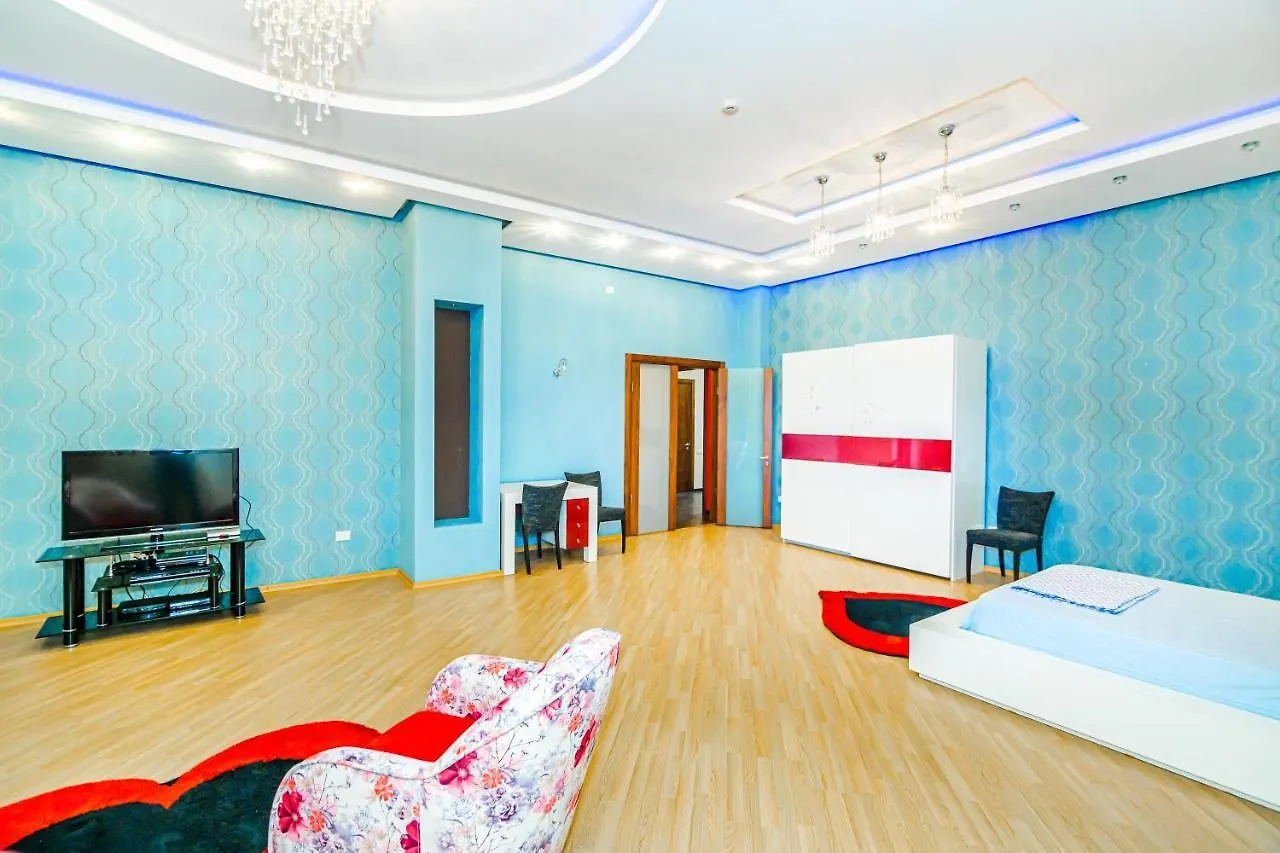 Apartment Nizami Street 4 Room Deluxe Baku